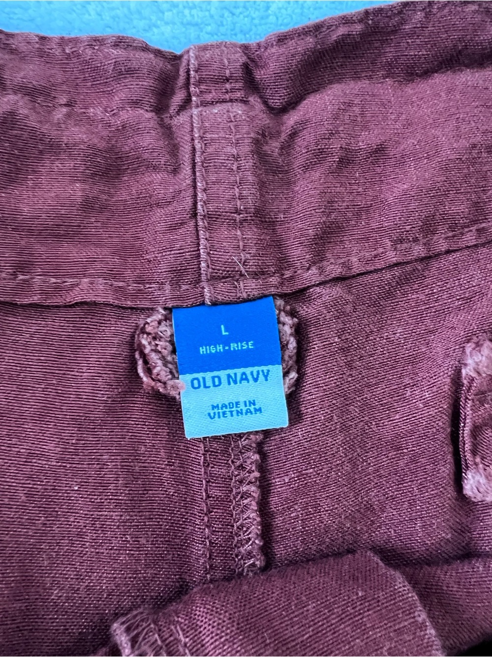 Old Navy Burgundy High-Rise Linen-Blend Shorts - Picture 2 of 8